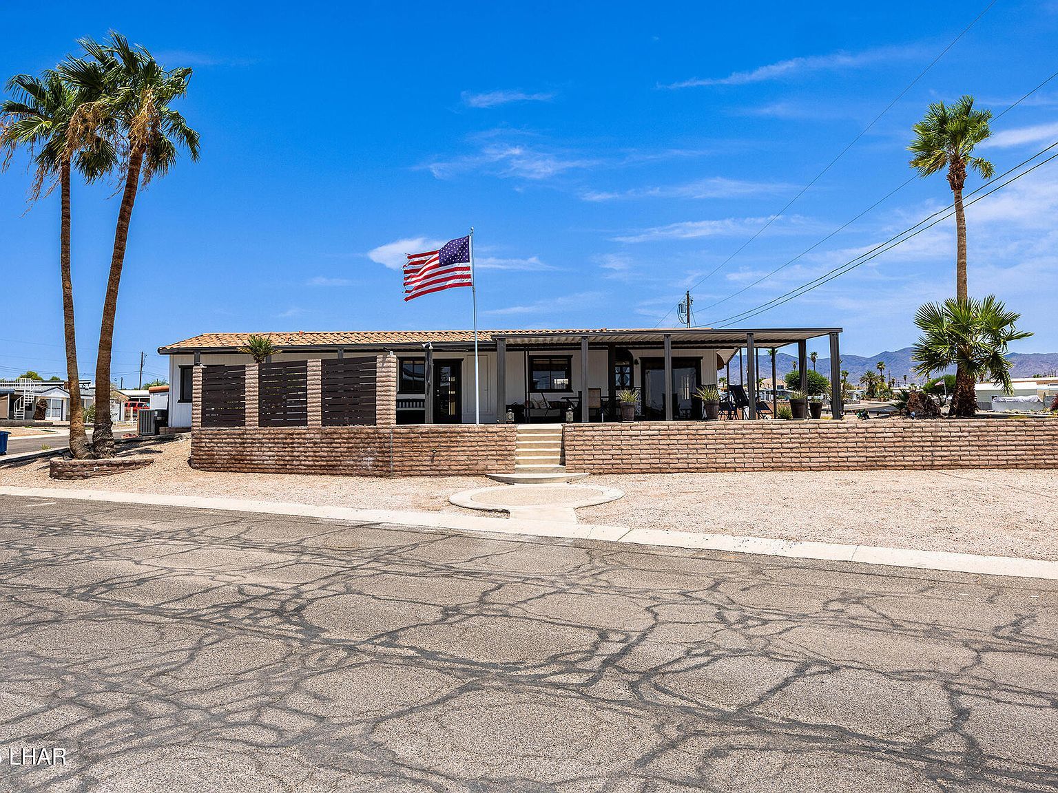 3011 Mescalero Dr Lake Havasu City, AZ 86404 - Thumbnail 2