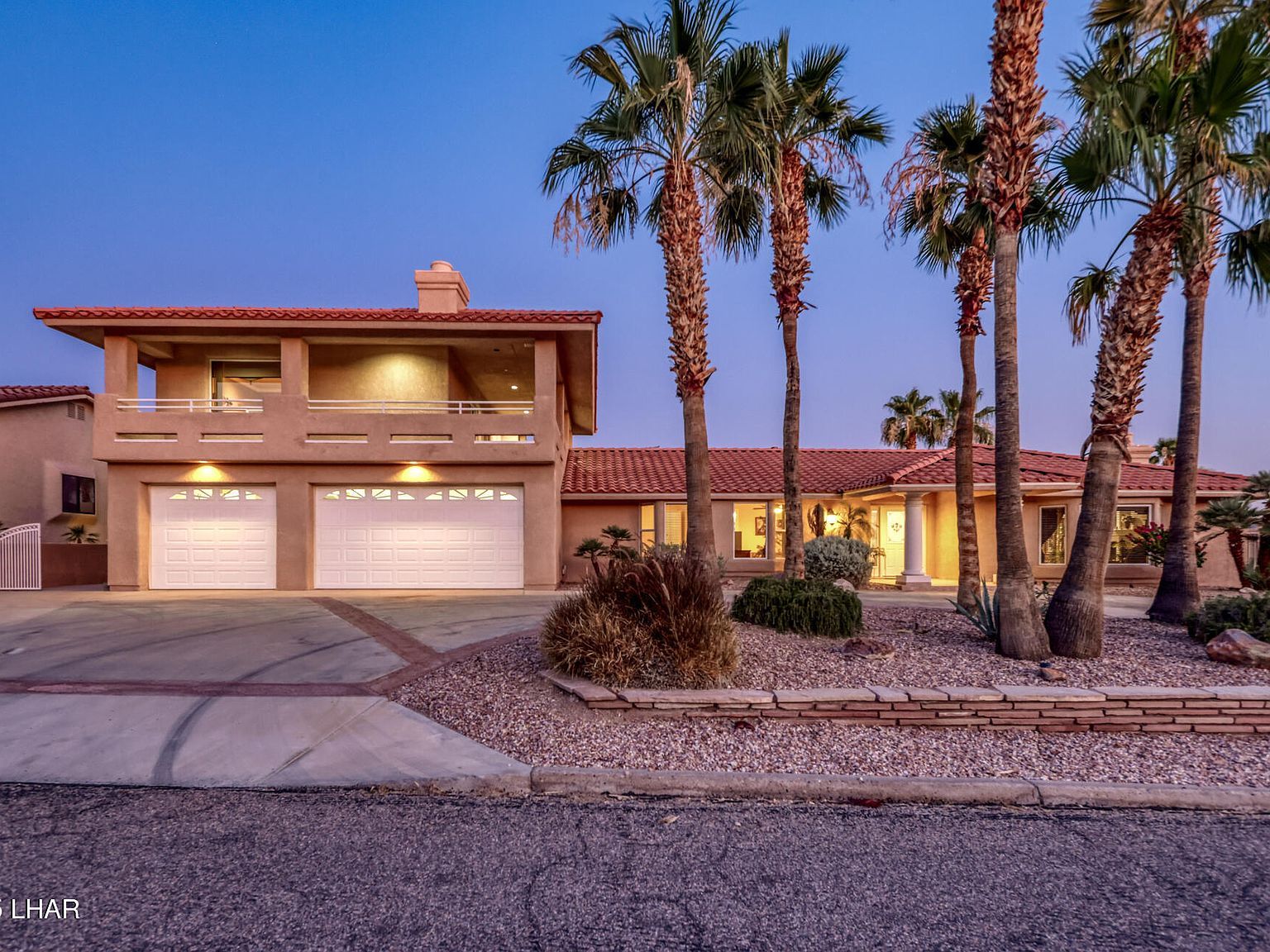 2410 Demaret Dr Lake Havasu City, AZ 86406 - Thumbnail 2