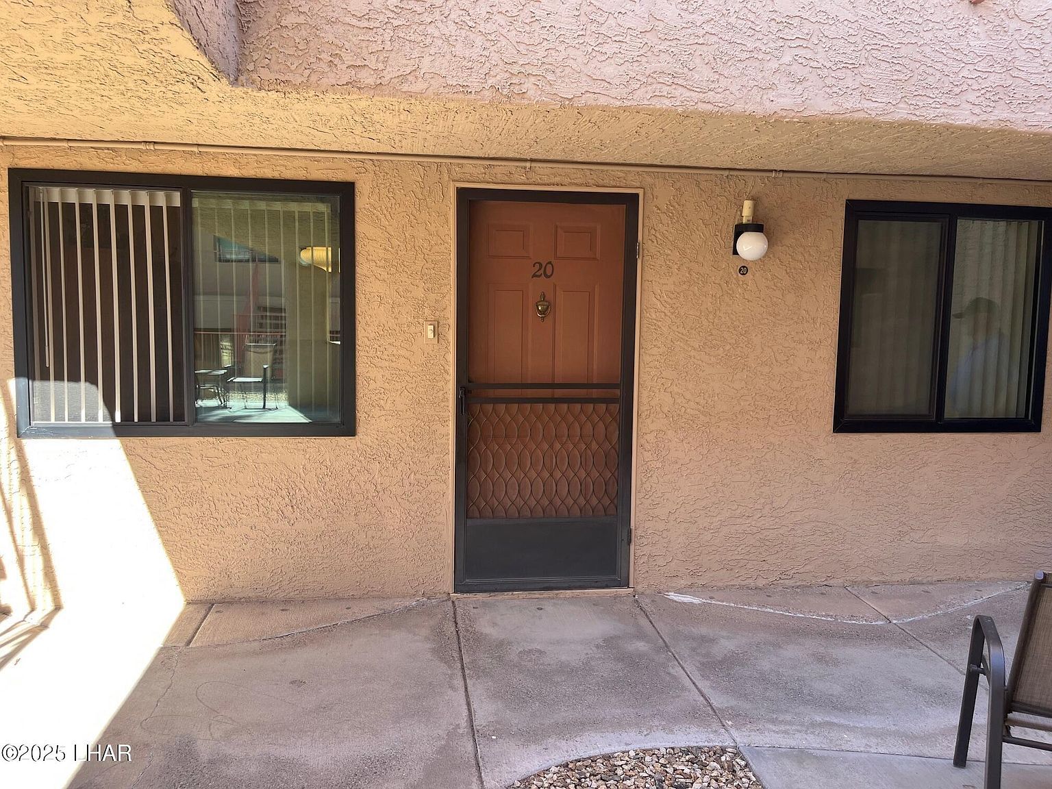 1957 Mesquite Ave UNIT 20 Lake Havasu City, AZ 86403 - Thumbnail 2