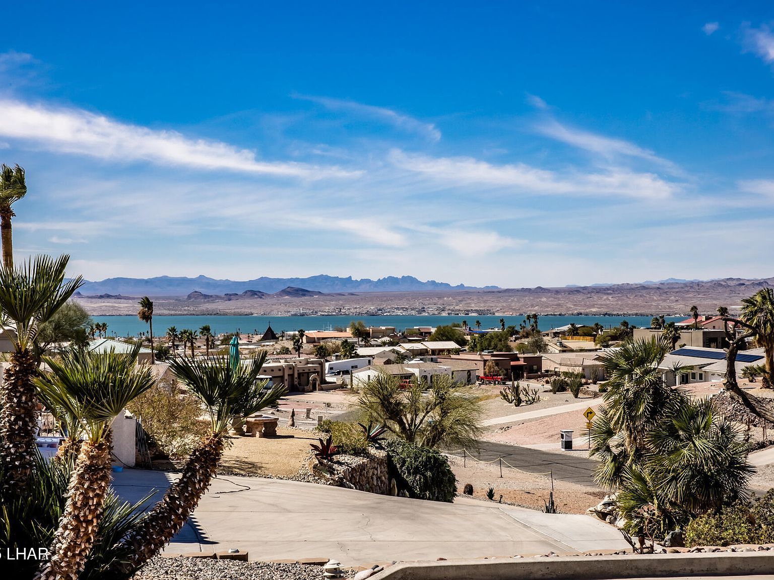 2490 Fannin Dr Lake Havasu City, AZ 86403 - Thumbnail 2