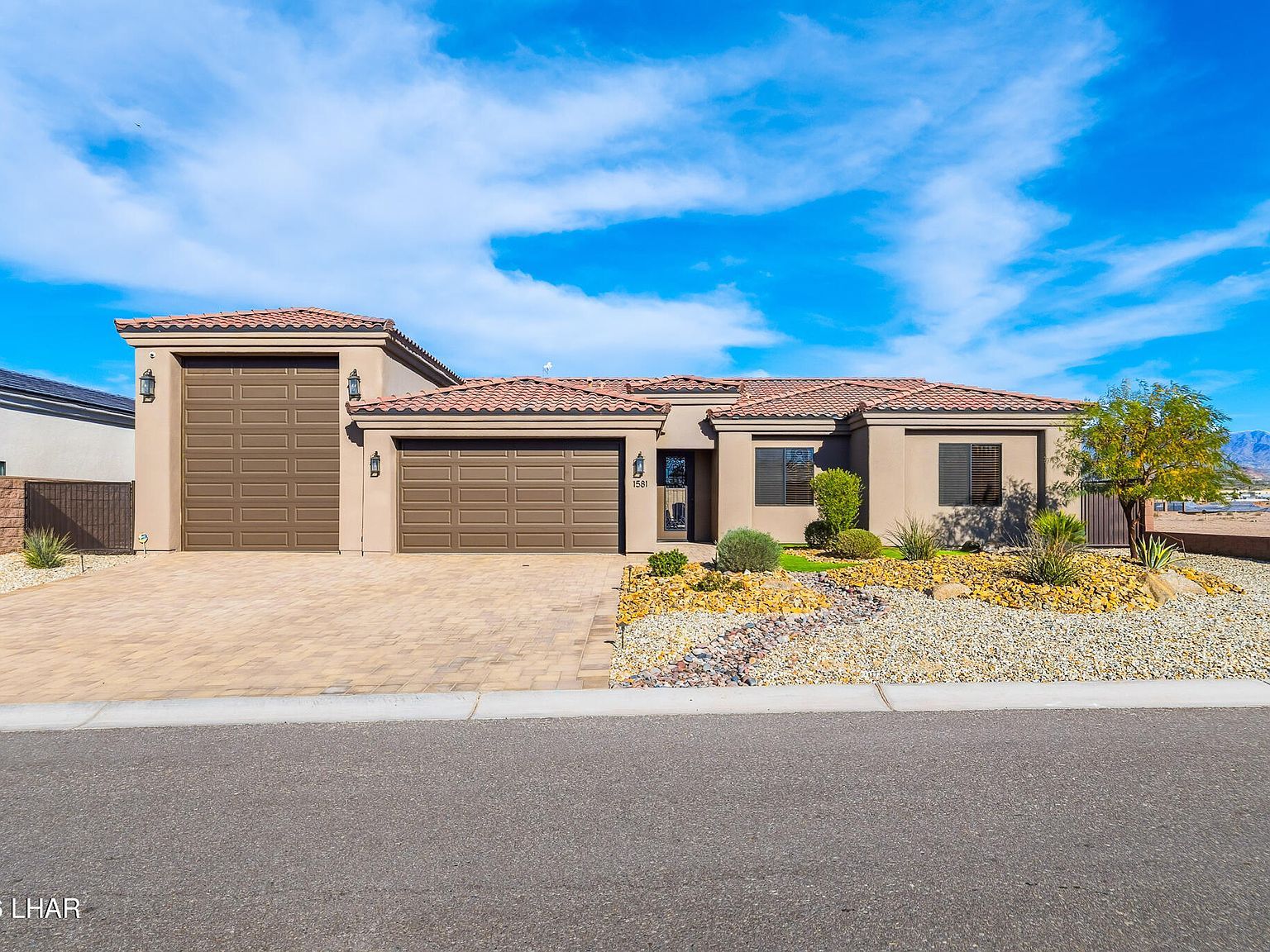 1581 E South Dr Lake Havasu City, AZ 86404 - Thumbnail 2