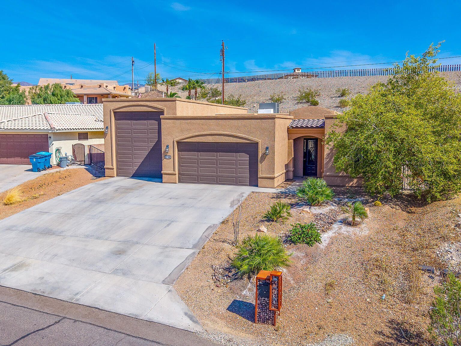 2730 Arcadia Dr Lake Havasu City, AZ 86404 - Thumbnail 2