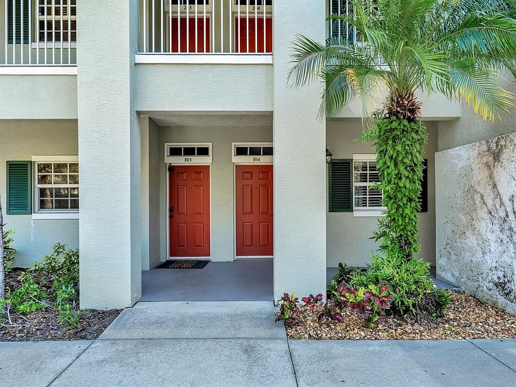 4370 Doubles Alley Dr Unit 104 Vero Beach, FL 32967 - Thumbnail 2