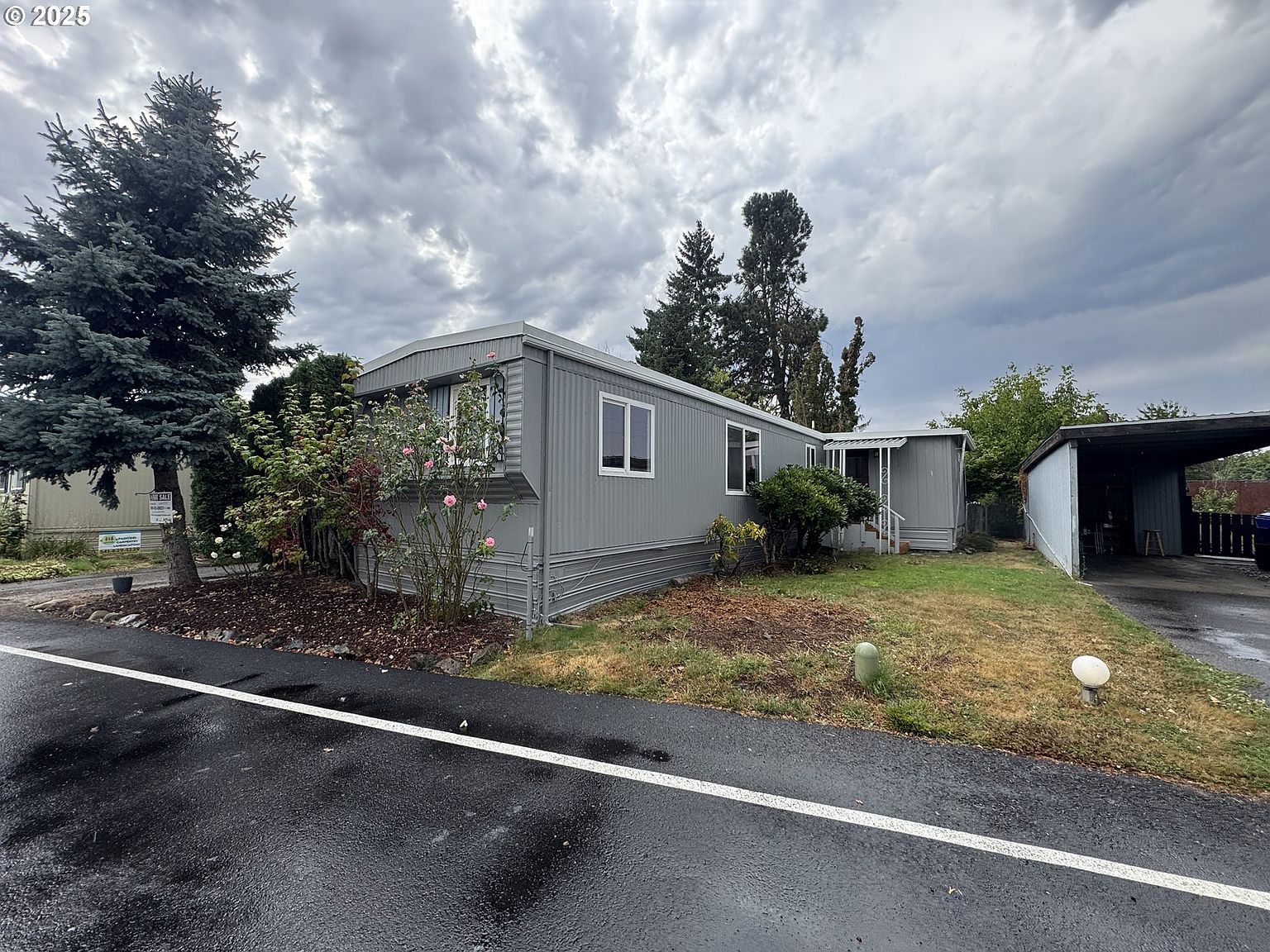 283 Broadmore Ave NE Salem, OR 97301 - Thumbnail 2
