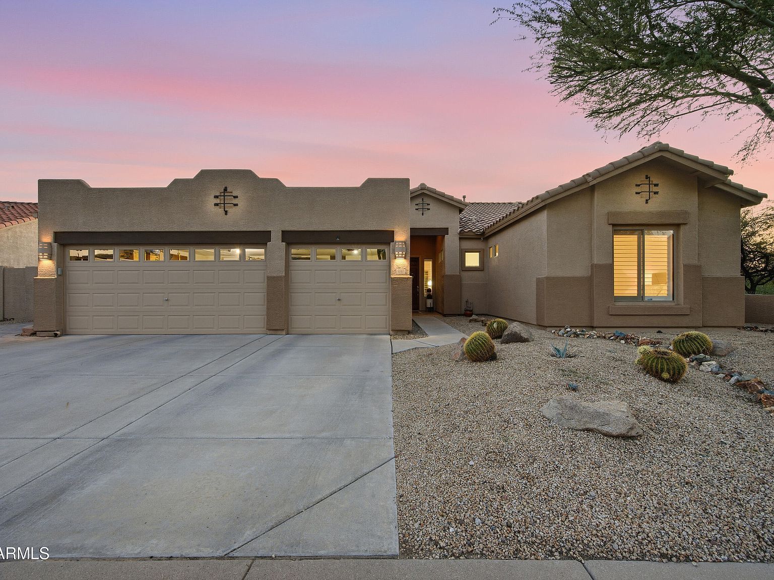 9747 E Greenway St Mesa, AZ 85207 - Thumbnail 2