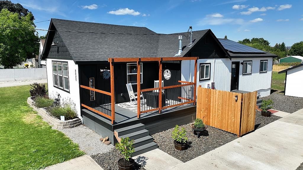 8809 E Cataldo Ave Spokane, WA 99212, 99212