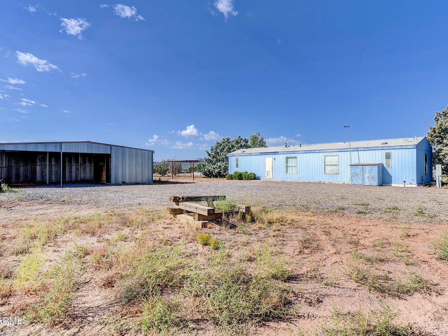 1805 W Carriage Ln Paulden, AZ 86334 - Thumbnail 2