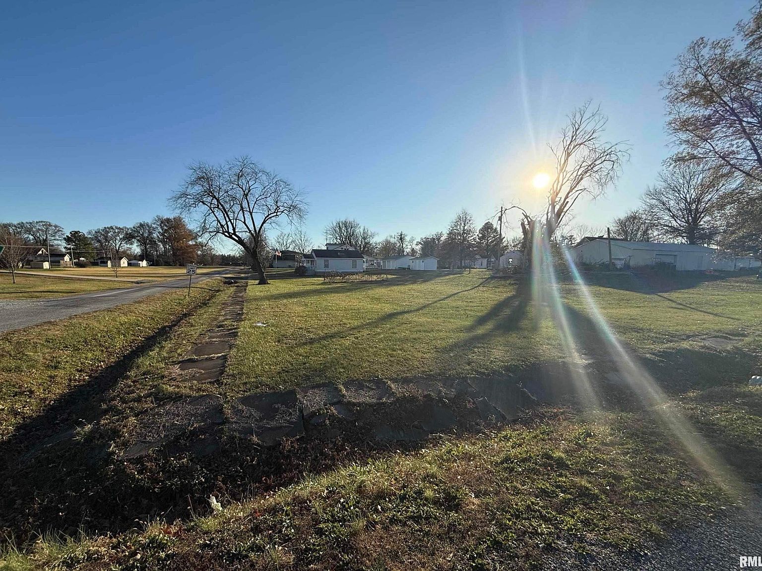 0 N Jackson St Hurst, IL 62949 - Thumbnail 2