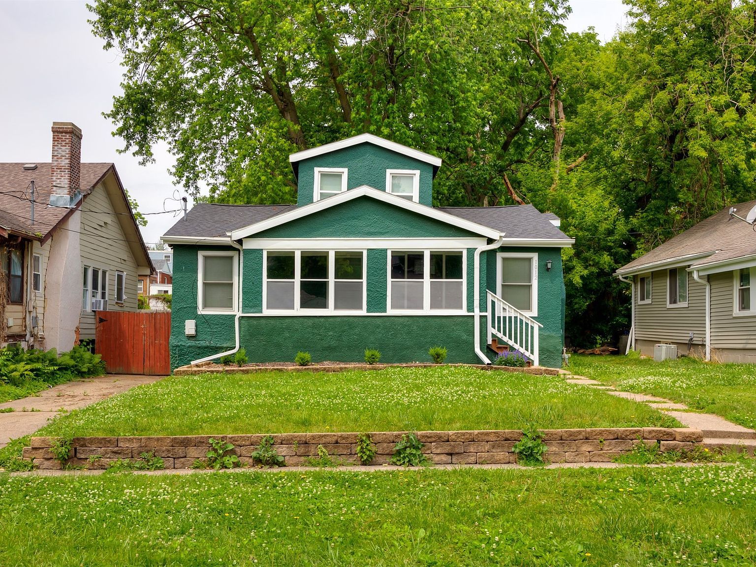 1012 28th St Des Moines, IA 50311 - Thumbnail 2