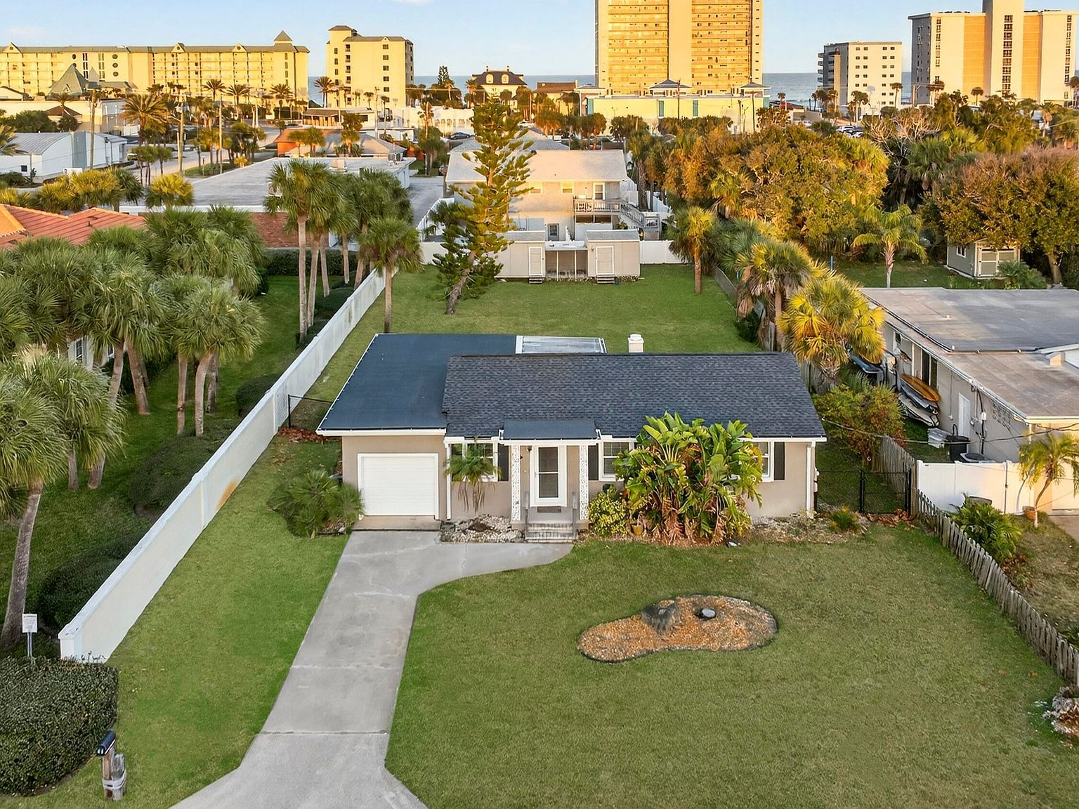 65 Coquina Dr Ormond Beach, FL 32176 - Thumbnail 2