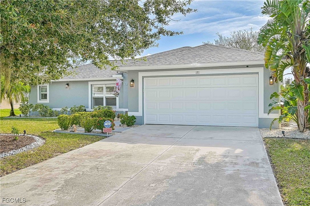 151 Ocean Park Dr Lehigh Acres, FL 33972 - Thumbnail 2