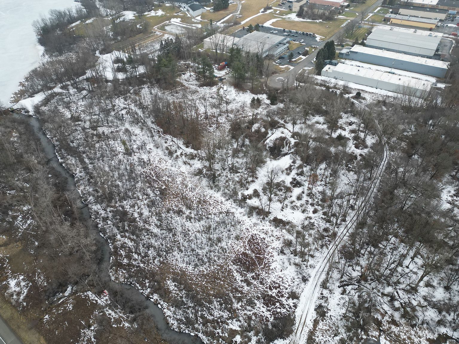 5959 Ford Ct Brighton, MI 48116 - Thumbnail 2