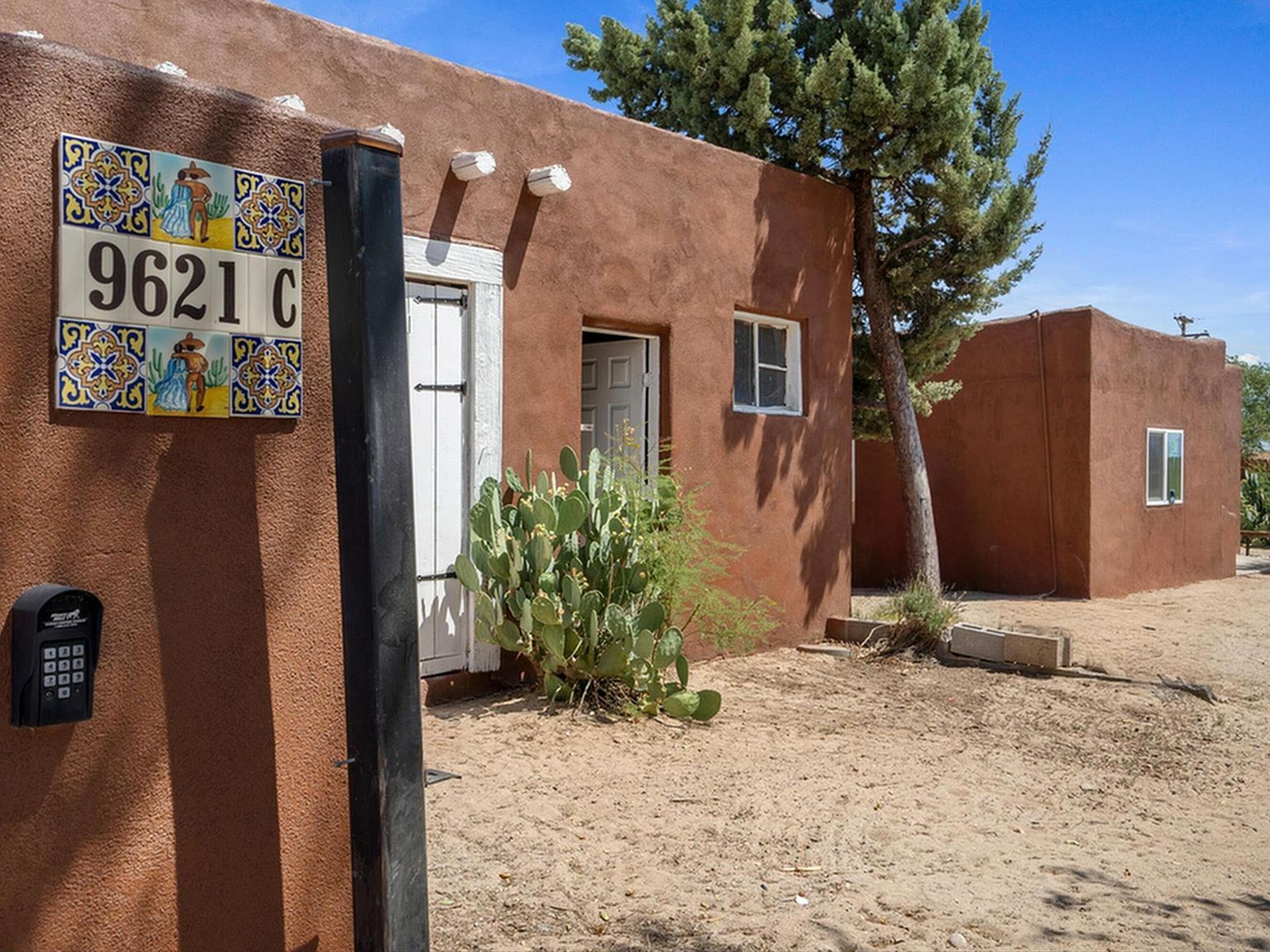 9621 Central Ave NW #C Albuquerque, NM 87121 - Thumbnail 2