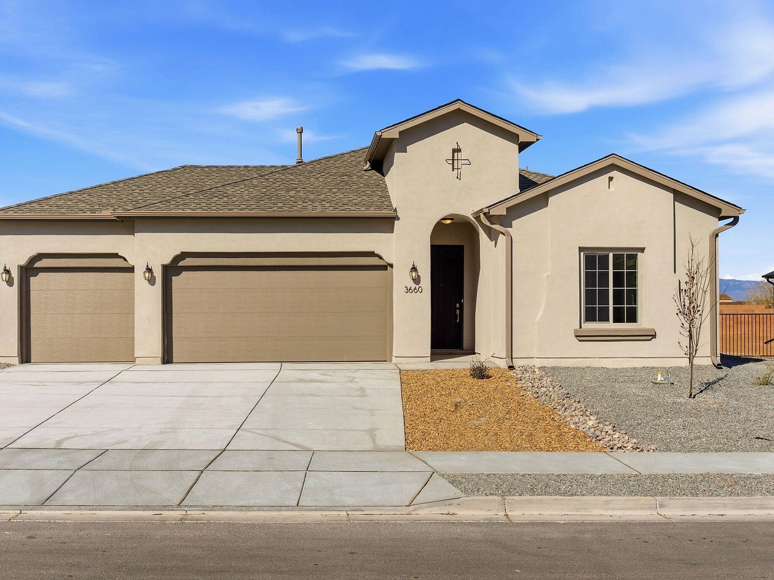 3660 Santa Fe Trl SW Los Lunas, NM 87031 - Thumbnail 2