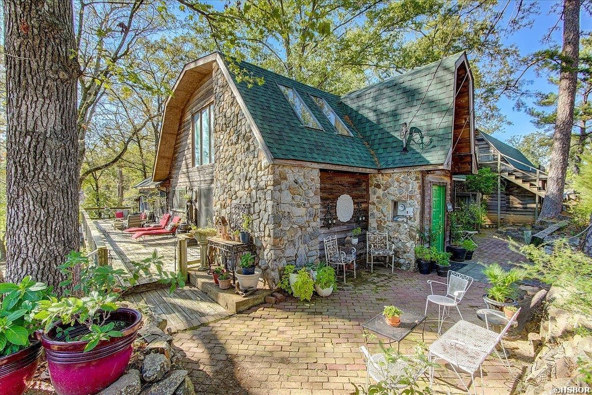 102 & 108 Cedar Point Rd #A-B Hot Springs National Park, AR 71913 - Thumbnail 2