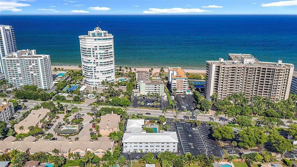 1751 S Ocean Blvd APT 107W Lauderdale By The Sea, FL 33062 - Thumbnail 2
