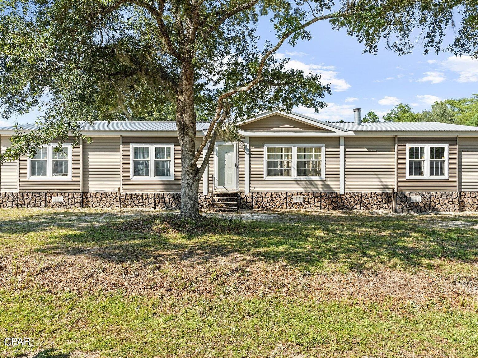 7136 Providence Church Rd Grand Ridge, FL 32442 - Thumbnail 2