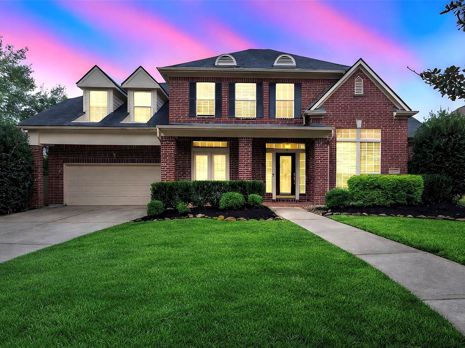 2107 Fern Creek Trl Kingwood, TX 77345 - Thumbnail 2