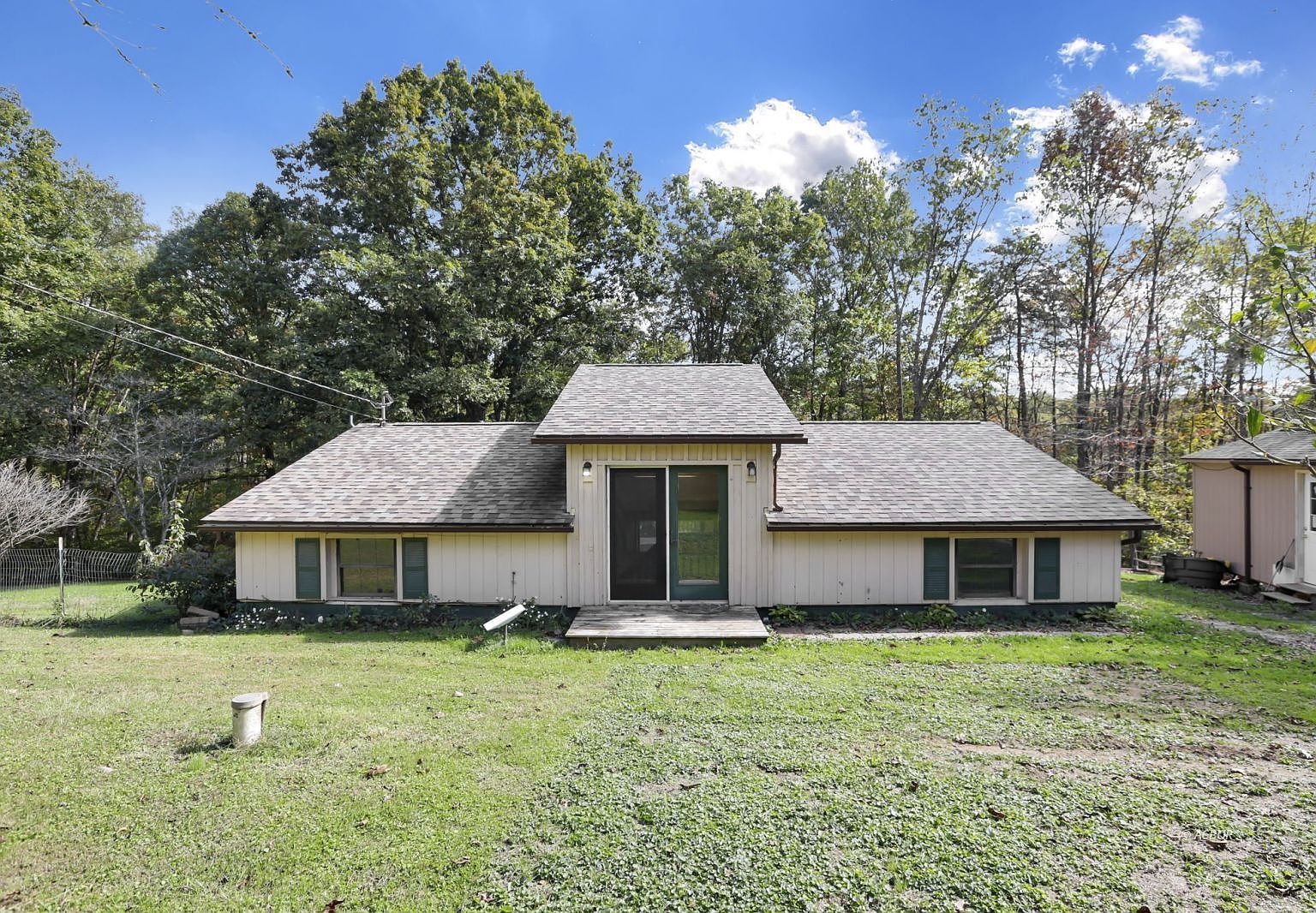 852 Wallace Rd Little Hocking, OH 45742 - Thumbnail 2