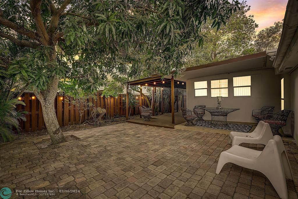 5712 Hollywood Blvd Hollywood, FL 33023 - Thumbnail 2