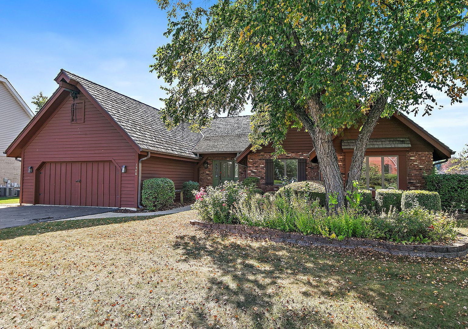 1548 Wood Creek Trl Bartlett, IL 60103 - Thumbnail 2