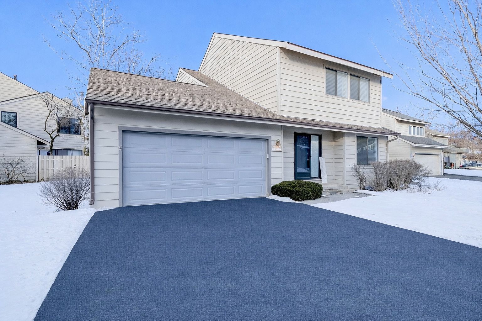 1527 Kirkwood Dr #1527 Geneva, IL 60134 - Thumbnail 2