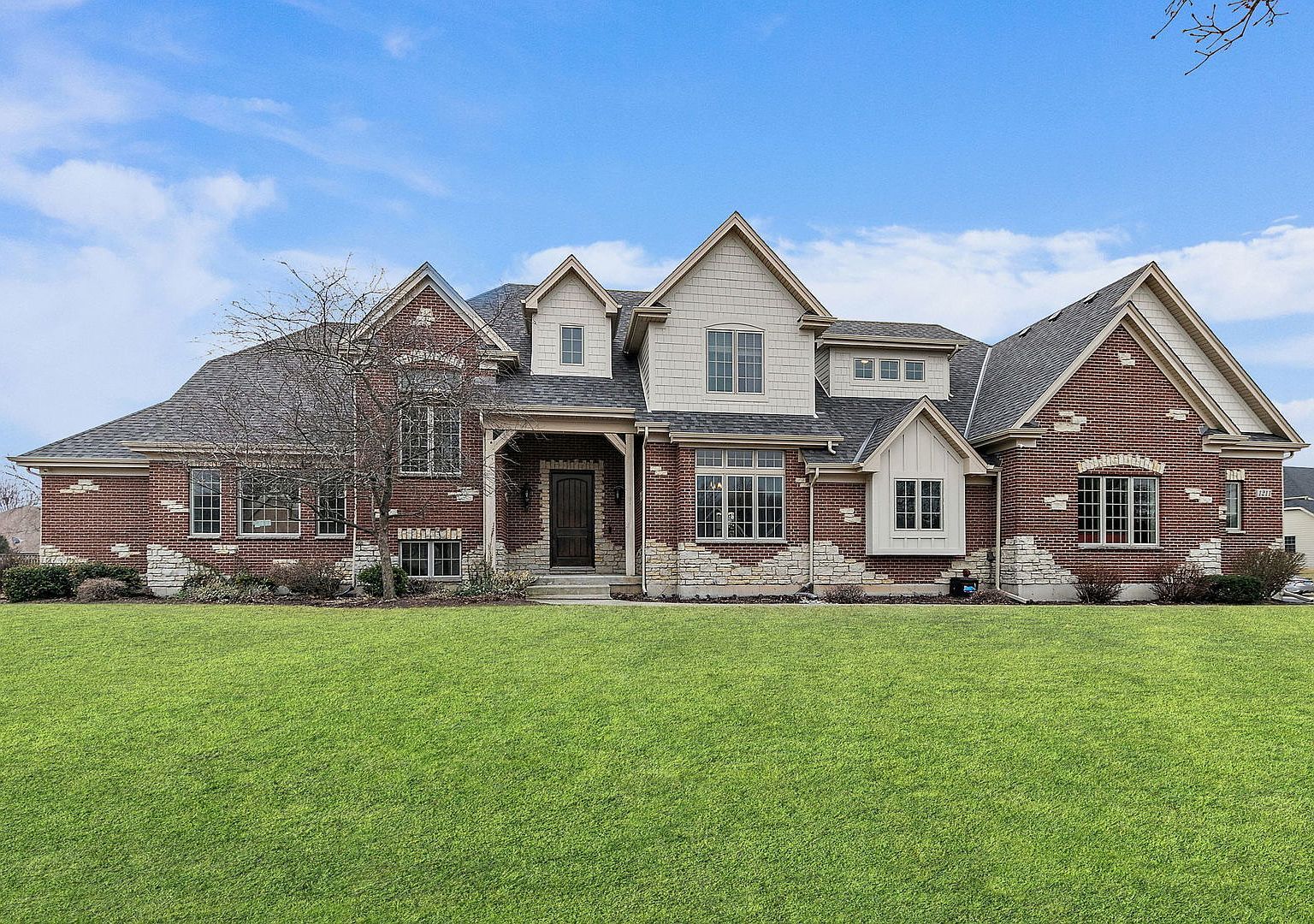 1211 Coyote Trl Hampshire, IL 60140 - Thumbnail 2