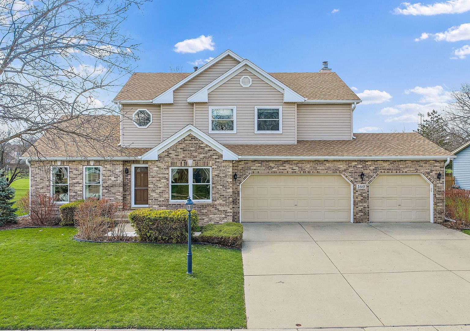 160 Brentwood Trl Elgin, IL 60120 - Thumbnail 2