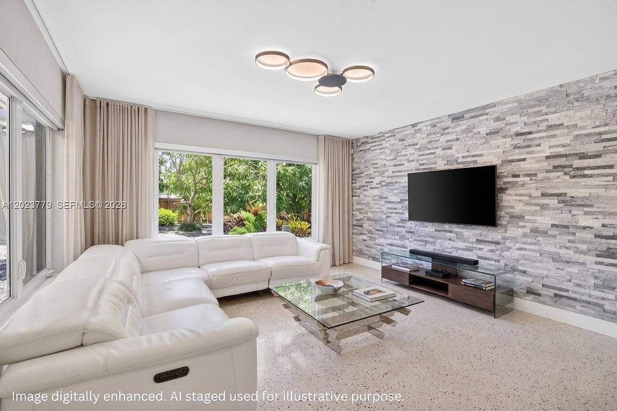 709 NW 9th Ct Hallandale Beach, FL 33009, 33009