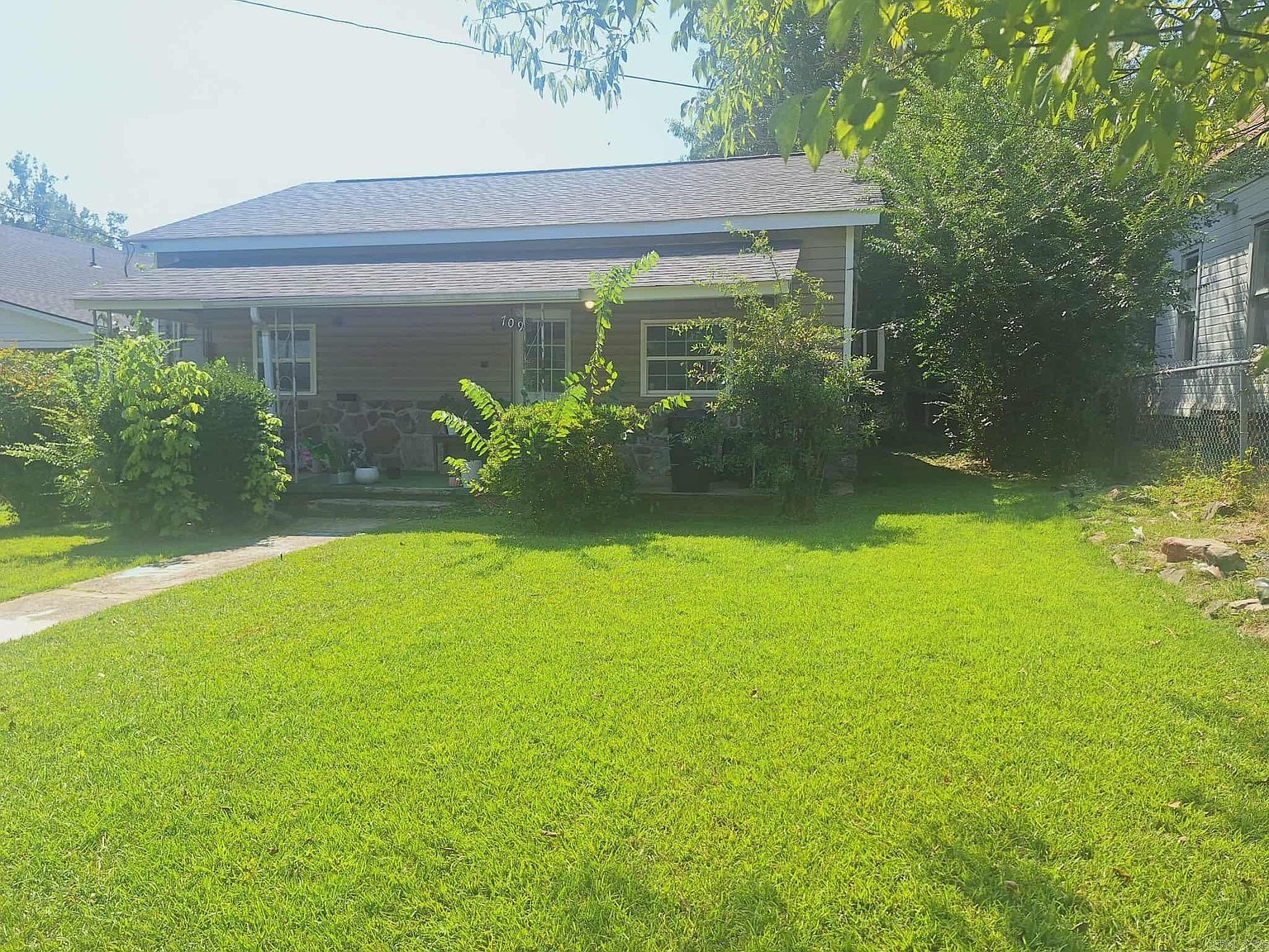 709 9th St Mena, AR 71953 - Thumbnail 2