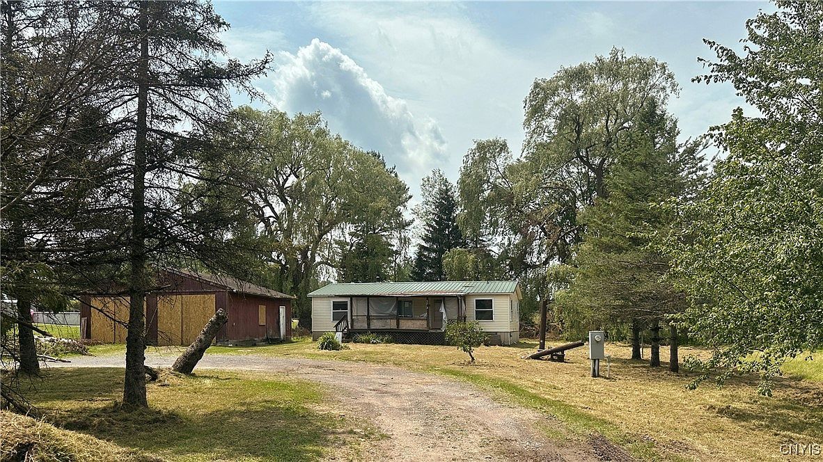 5223 Moore Rd Westmoreland, NY 13490 - Thumbnail 2