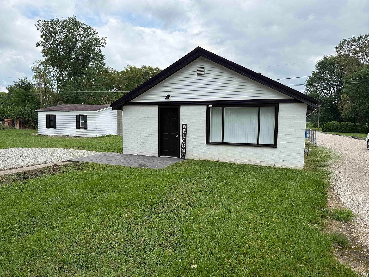 2108 N Rector Ave Muncie, IN 47303 - Thumbnail 2