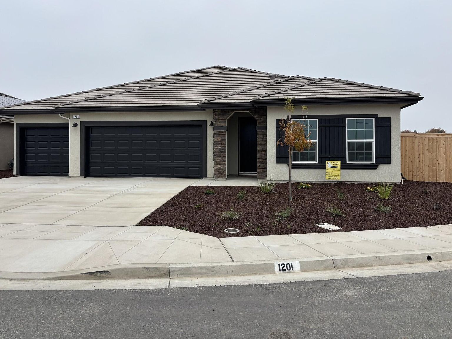 1201 Via Valencia Dr Madera, CA 93637 - Thumbnail 2