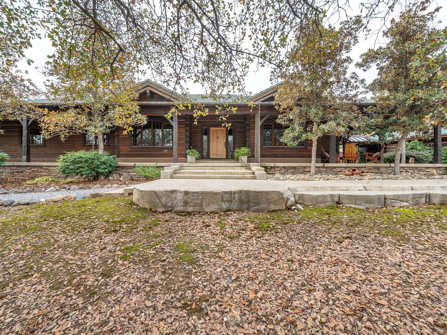 15900 El Camino Robles Rd Redding, CA 96001 - Thumbnail 2