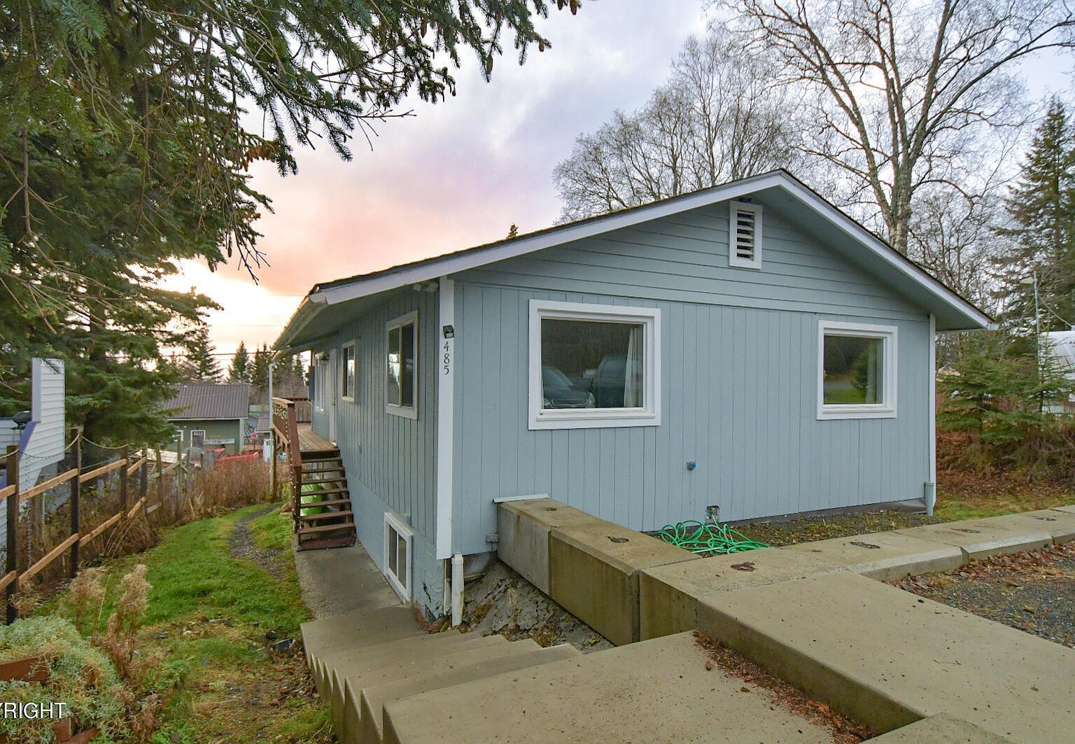485 W Fairview Ave Homer, AK 99603 - Thumbnail 2