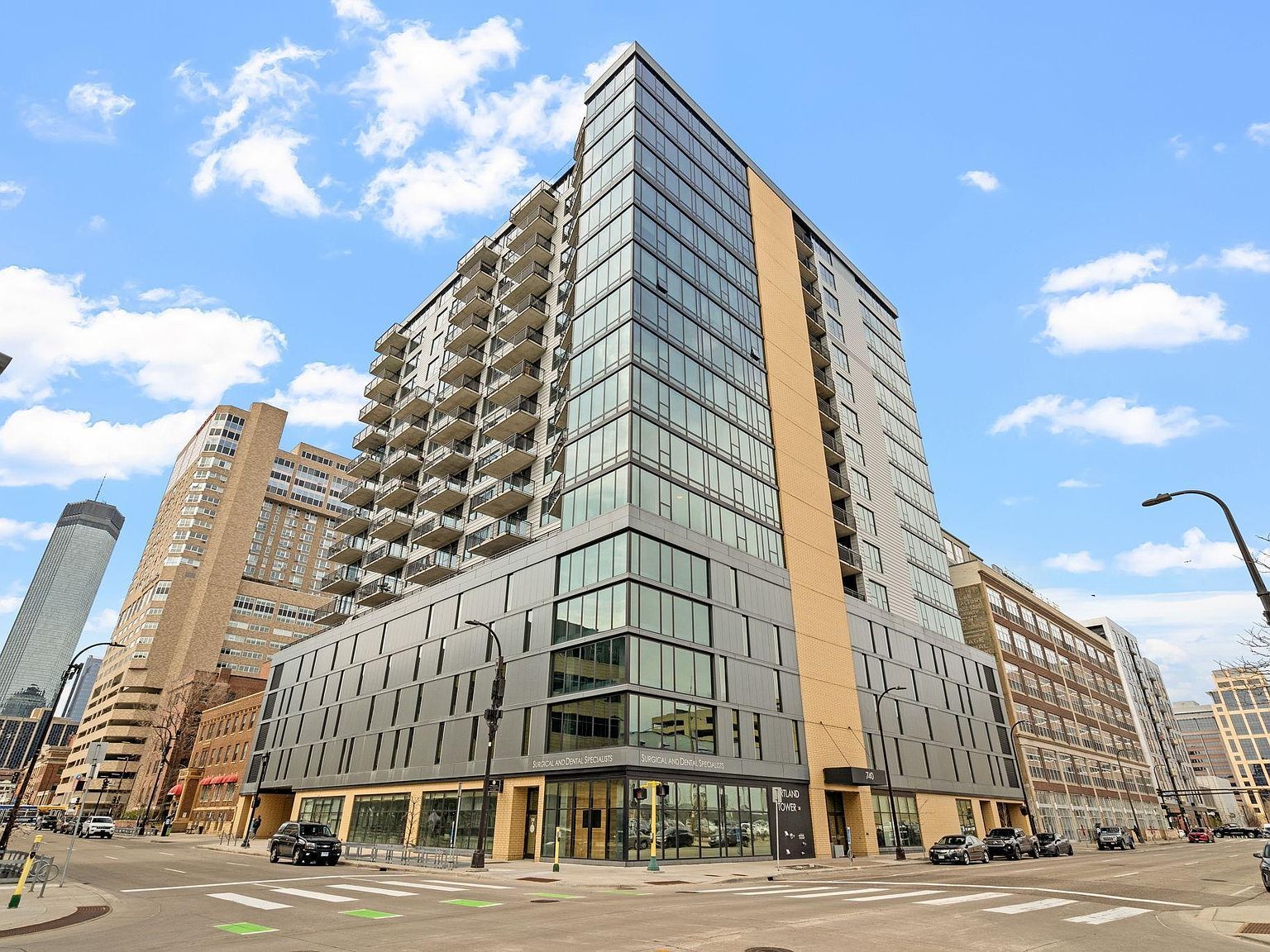 740 Portland Ave #1207 Minneapolis, MN 55415 - Thumbnail 2