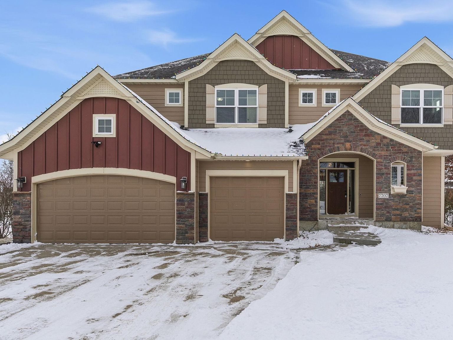 7707 Oxbow Creek Cir N Brooklyn Park, MN 55445 - Thumbnail 2