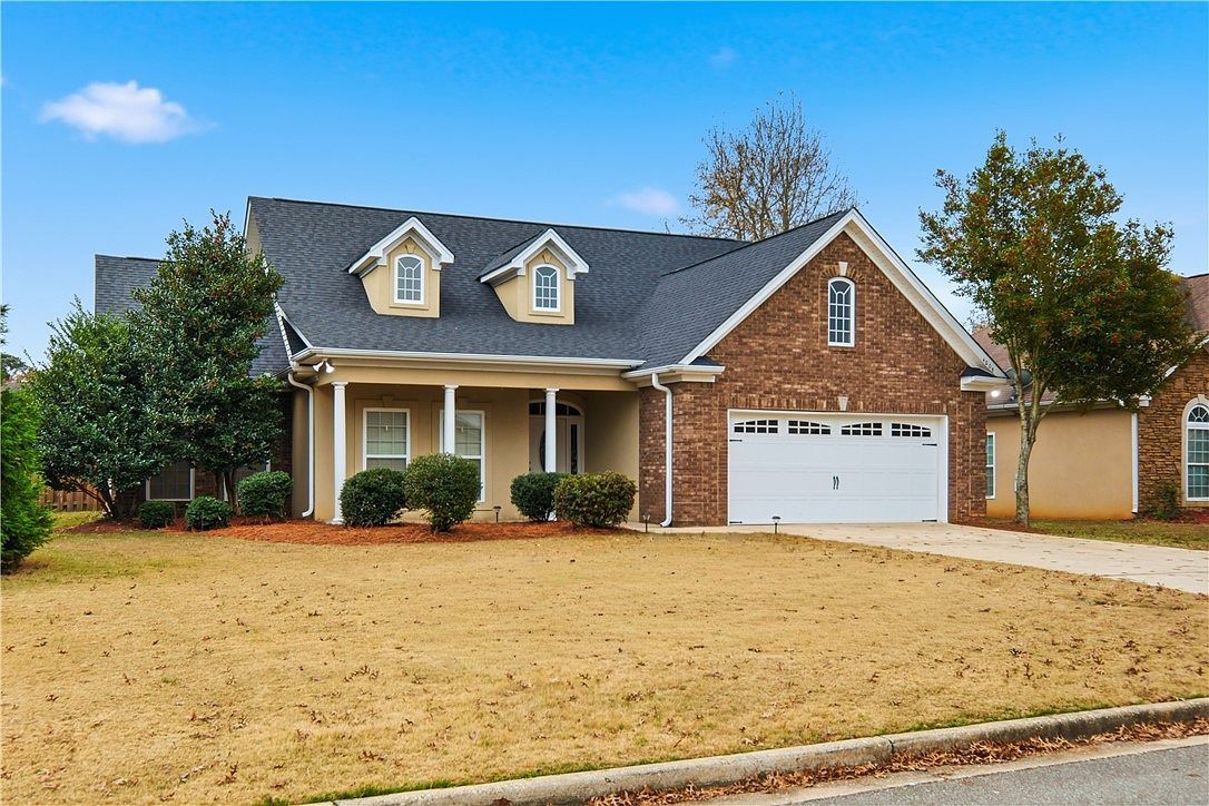 4005 Chesham Dr Opelika, AL 36801 - Thumbnail 2