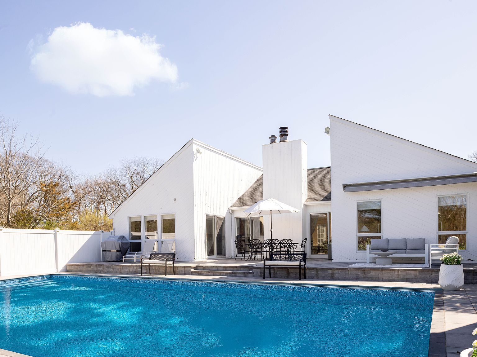 3 Clay Pit Rd Remsenburg, NY 11960 - Thumbnail 2