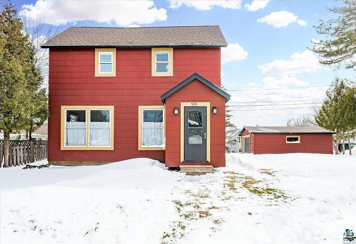 520 7th Ave Two Harbors, MN 55616  | Single Family