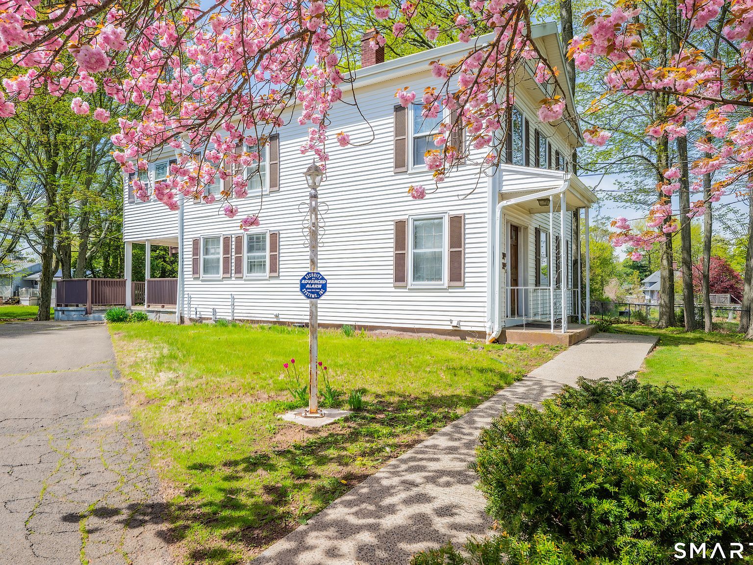68 Village St North Haven, CT 06473, 6473
