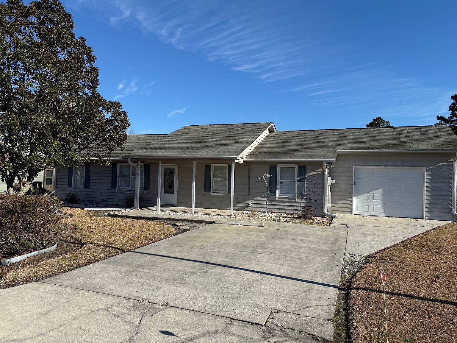 349 Robin Hood Cir Little River, SC 29566 - Thumbnail 2