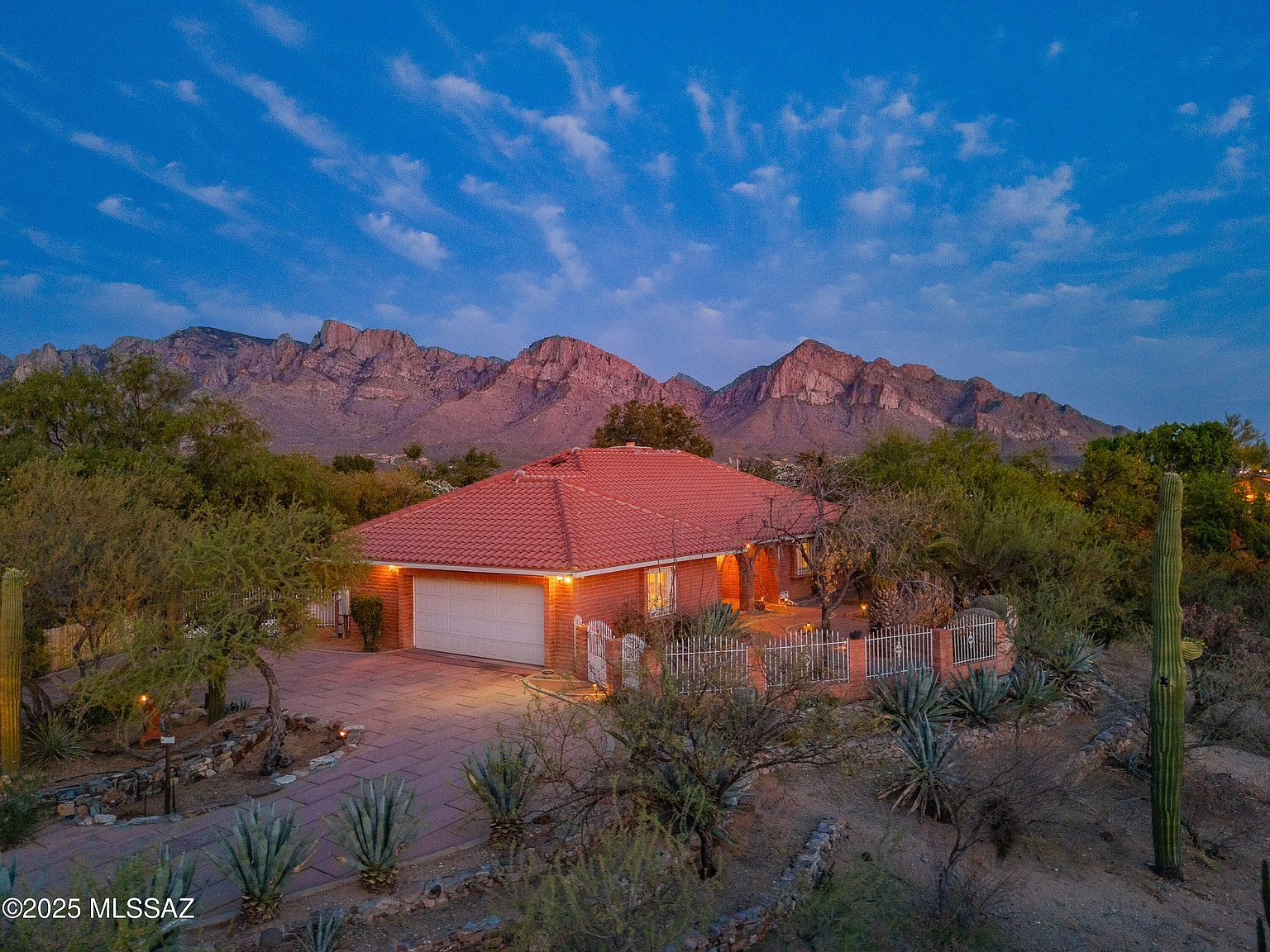 400 E Strada Patania Oro Valley, AZ 85737 - Thumbnail 2