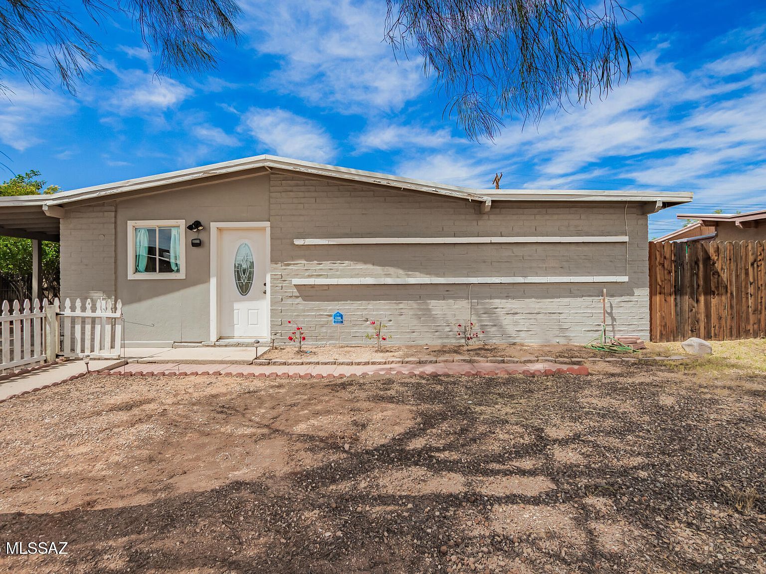 3739 E Sylvane St Tucson, AZ 85713 - Thumbnail 2