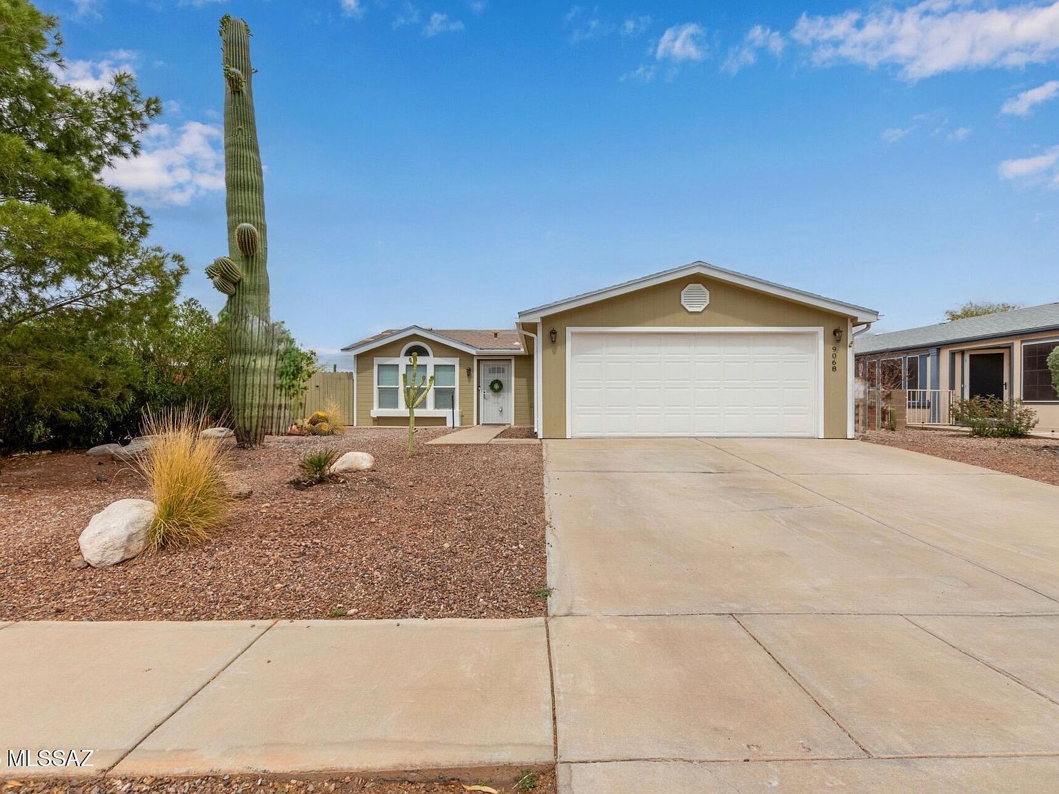 9068 N Valgrind Ln Tucson, AZ 85743  | New build