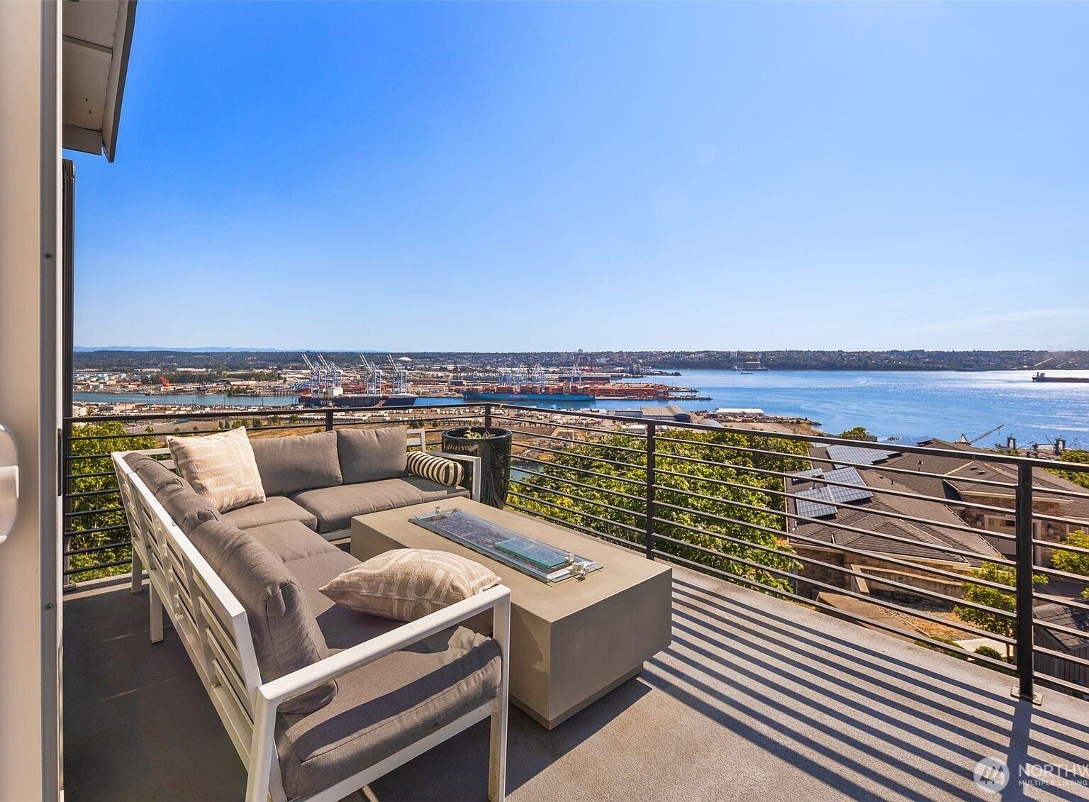 1422 Browns Point Blvd Tacoma, WA 98422 - Thumbnail 2