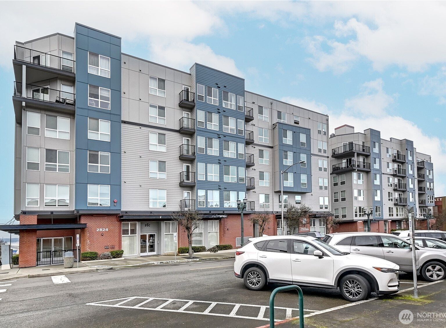 2824 Grand Ave #A104 Everett, WA 98201 - Thumbnail 2