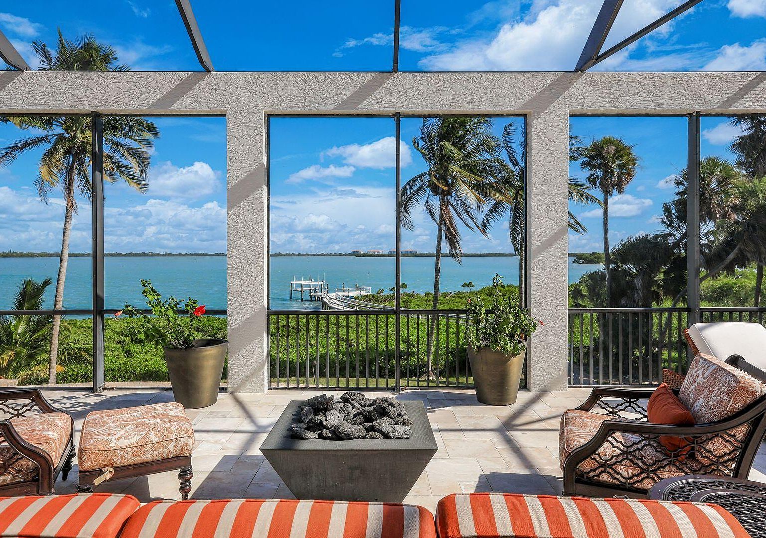 831 Caxambas Dr Marco Island, FL 34145 - Thumbnail 2