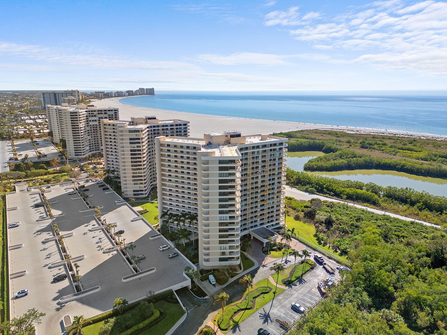 440 Seaview Ct APT 311 Marco Island, FL 34145 - Thumbnail 2