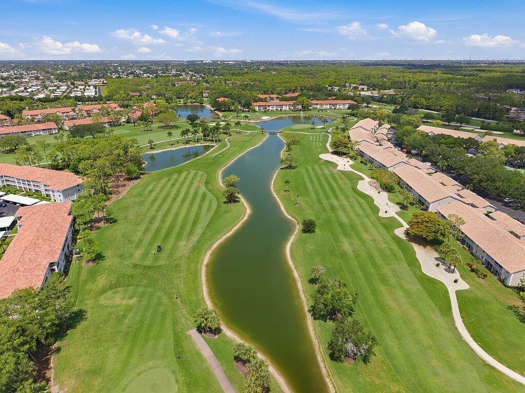 5904 Cranbrook Way APT J204 Naples, FL 34112, 34112